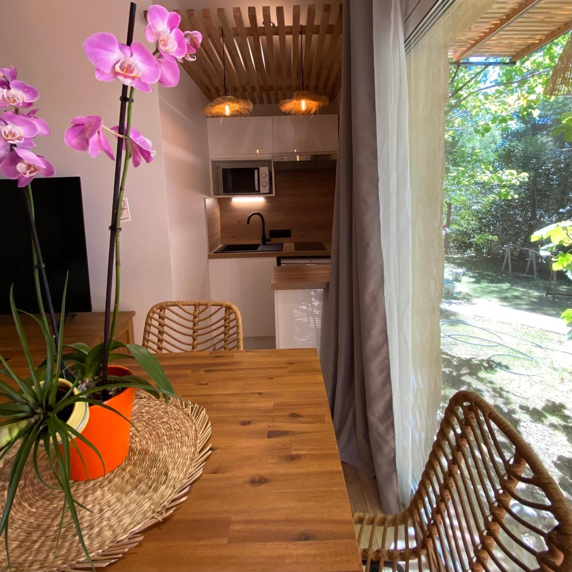Les Jardins De L'Oustal Villa Narbonne Room photo